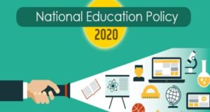 Carefully crafted policy by comprehending The Past Experiences